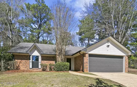 15 Misty Cv, Jackson, MS 39212