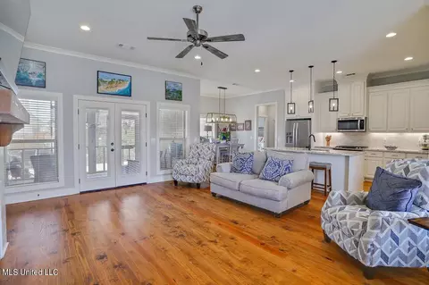Living - 739 Glenwild Dr, Canton, MS 39046 photo 1 of 4