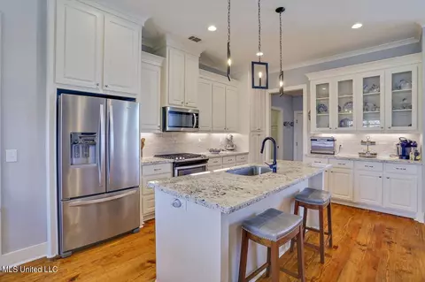 Kitchen - 739 Glenwild Dr, Canton, MS 39046 photo 4 of 4