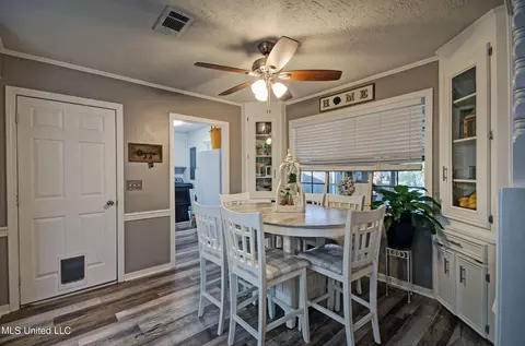 Dining - 258 Walker Cir, Florence, MS 39073 photo 1 of 1