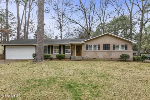 2209 Southwood Rd, Jackson, MS 39211