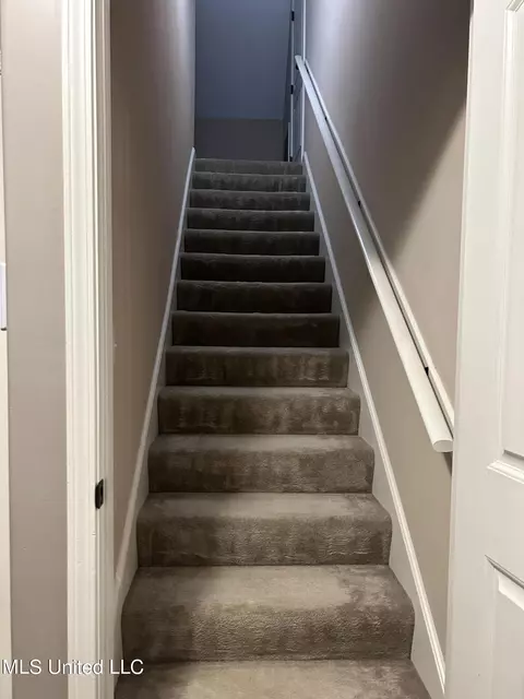 Entry Way - 35 Shady Lane Cv, Hernando, MS 38632 photo 5 of 5