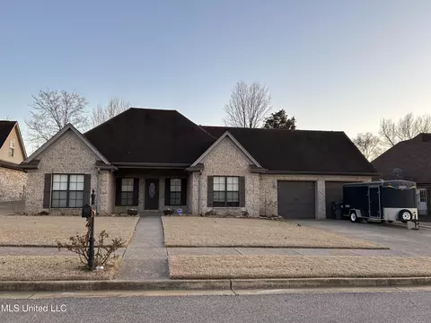 35 Shady Lane Cv, Hernando, MS 38632
