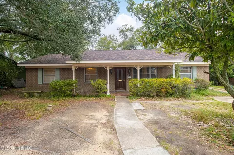 2313 Jones St, Gulfport, MS 39507