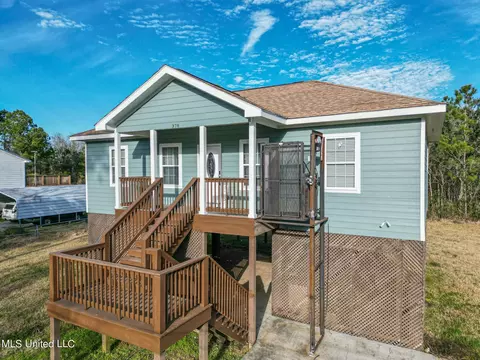 378 Woodman Ave, Pass Christian, MS 39571