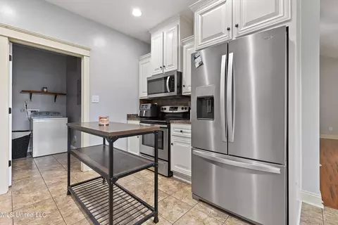 Kitchen - 131 Partins Rd, Lucedale, MS 39452 photo 1 of 2