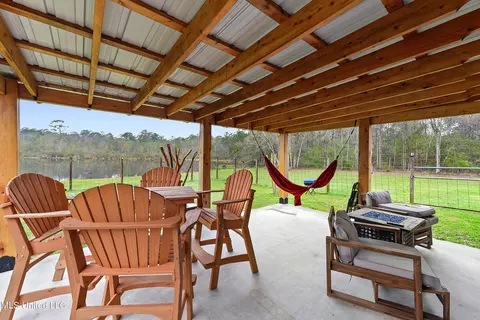 Exterior - 131 Partins Rd, Lucedale, MS 39452 photo 4 of 7