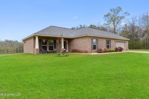 Exterior - 131 Partins Rd, Lucedale, MS 39452 photo 3 of 7