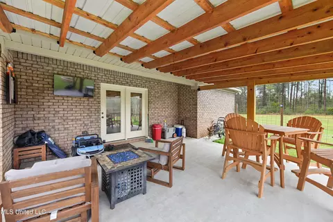 Exterior - 131 Partins Rd, Lucedale, MS 39452 photo 5 of 7