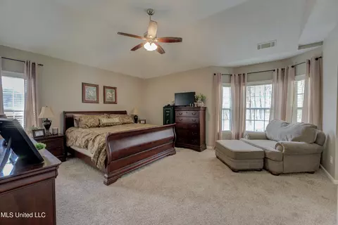 Bedroom - 2265 Jaybird Rd, Hernando, MS 38632 photo 2 of 4