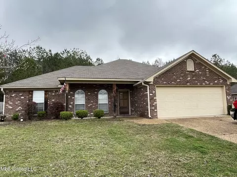 533 Roxbury Pl, Florence, MS 39073