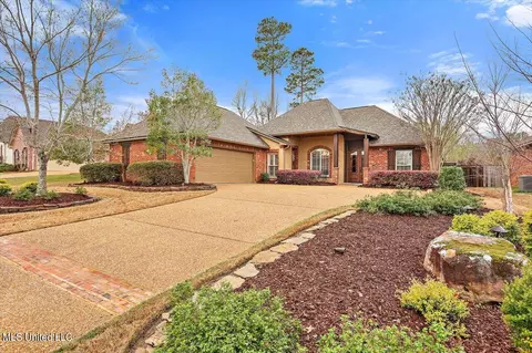 530 Turtle Ln, Brandon, MS 39047