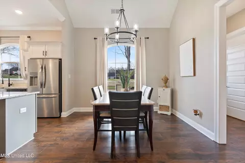 Dining - 164 Oak Manor Dr, Coldwater, MS 38618 photo 1 of 1