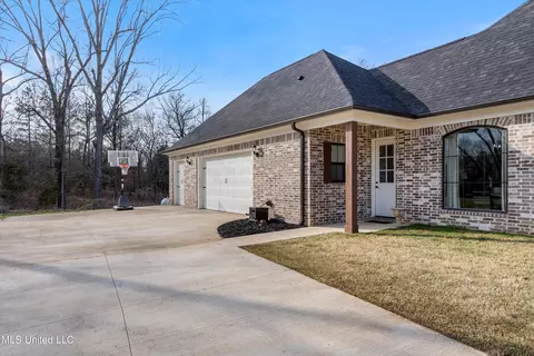 Exterior - 164 Oak Manor Dr, Coldwater, MS 38618 photo 5 of 5