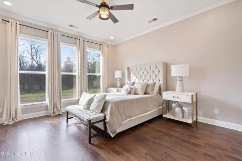 Bedroom - 164 Oak Manor Dr, Coldwater, MS 38618 photo 1 of 7