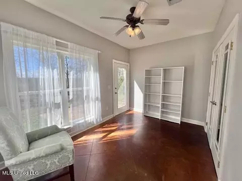 Living - 217 Tudor Cir, Brandon, MS 39042 photo 3 of 3