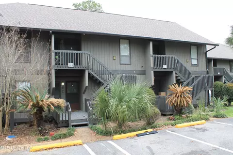 102 Lanai #A, Diamondhead, MS 39525