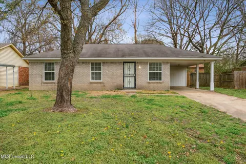 98 Pepperbrook Cv, Southaven, MS 38671