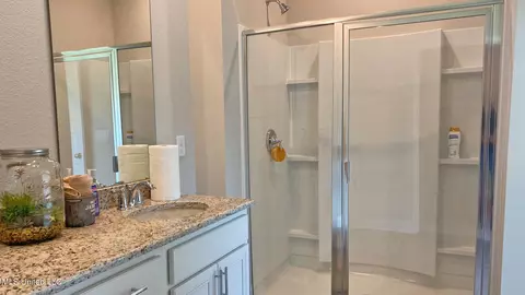 Bath - 17841 Kelso Dr, D'iberville, MS 39540 photo 2 of 3