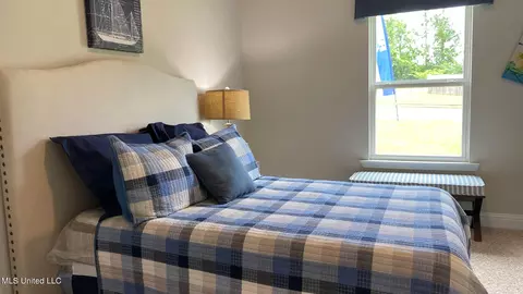 Bedroom - 17841 Kelso Dr, D'iberville, MS 39540 photo 4 of 11
