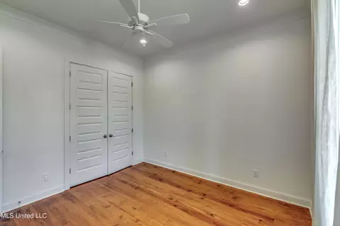 Bedroom - 332 Cane Creek Rd, Flora, MS 39071 photo 4 of 10
