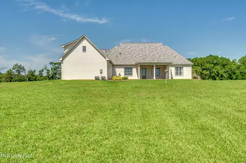Exterior - 332 Cane Creek Rd, Flora, MS 39071 photo 16 of 16