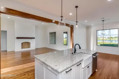 Kitchen - 332 Cane Creek Rd, Flora, MS 39071 photo 5 of 5
