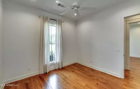 Bedroom - 332 Cane Creek Rd, Flora, MS 39071 photo 6 of 10