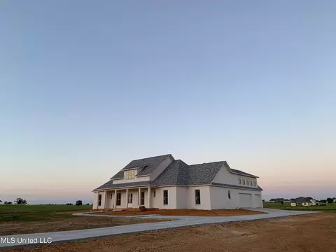 Exterior - 332 Cane Creek Rd, Flora, MS 39071 photo 8 of 16