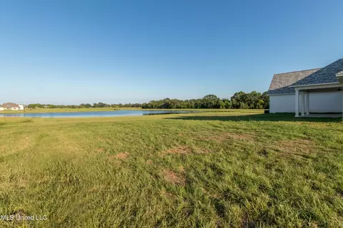 Exterior - 332 Cane Creek Rd, Flora, MS 39071 photo 9 of 16