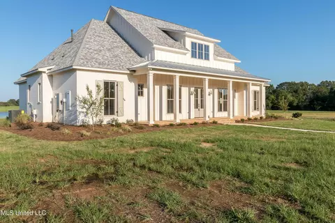 Exterior - 332 Cane Creek Rd, Flora, MS 39071 photo 2 of 16