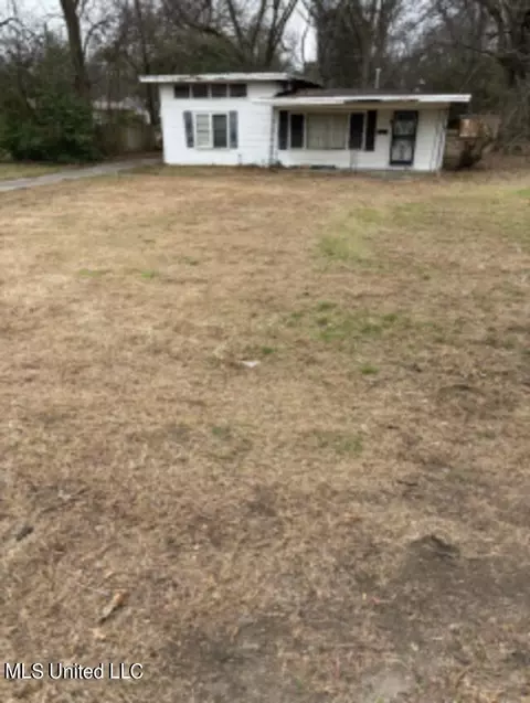 1129 Highway 1 Soith, Greenville, MS 38701