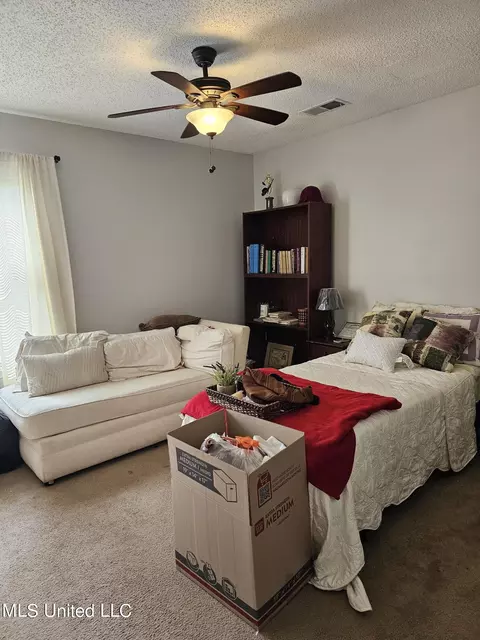 Bedroom - 6235 Stateline Rd, Walls, MS 38680 photo 6 of 6