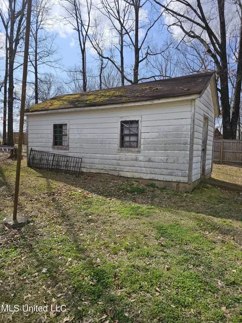 Exterior - 6235 Stateline Rd, Walls, MS 38680 photo 4 of 7