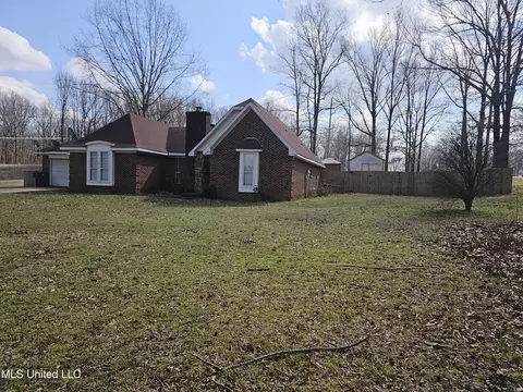 Exterior - 6235 Stateline Rd, Walls, MS 38680 photo 3 of 7