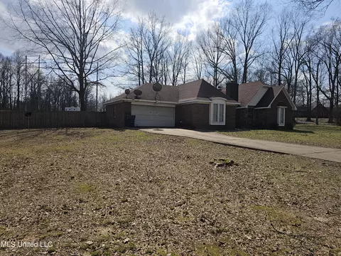 Exterior - 6235 Stateline Rd, Walls, MS 38680 photo 2 of 7