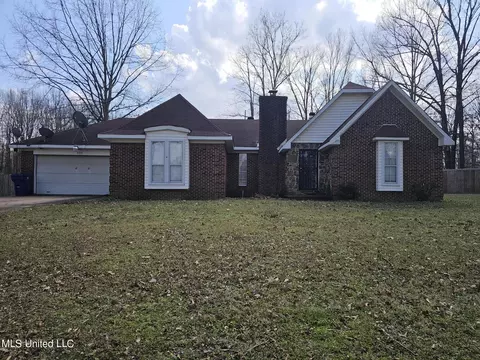 6235 Stateline Rd, Walls, MS 38680