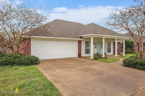 Exterior - 291 Cherry Bark Dr, Brandon, MS 39047 photo 3 of 10