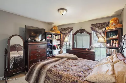 Bedroom - 291 Cherry Bark Dr, Brandon, MS 39047 photo 3 of 3