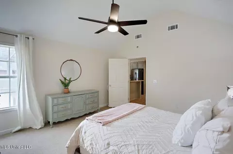 Bedroom - 291 Cherry Bark Dr, Brandon, MS 39047 photo 2 of 3