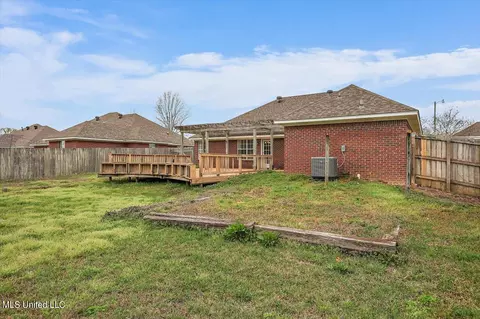 Exterior - 291 Cherry Bark Dr, Brandon, MS 39047 photo 8 of 10