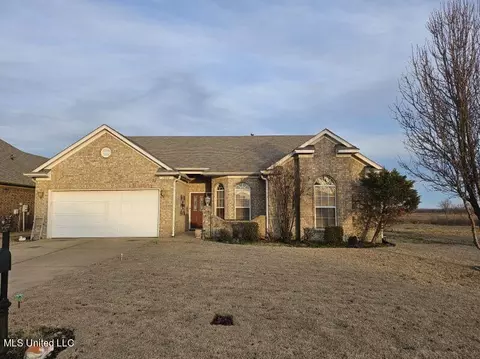 1288 E Lake Blvd, Robinsonville, MS 38664