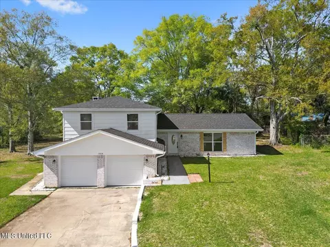 15314 Oakwood Ct, Gulfport, MS 39503