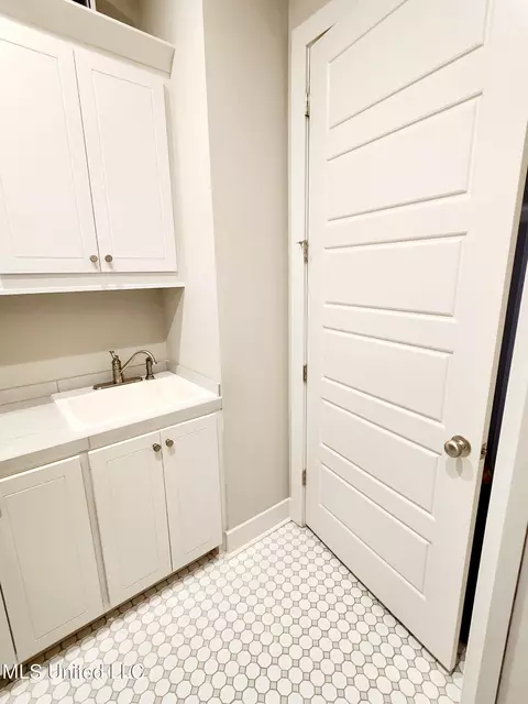 Other - 434 Brazos Dr, Brandon, MS 39047 photo 3 of 9
