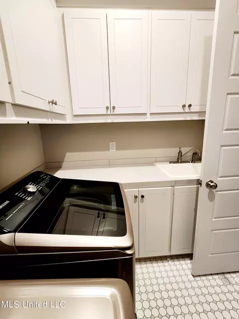 Other - 434 Brazos Dr, Brandon, MS 39047 photo 1 of 9