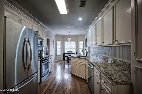 126 Bennington Pointe, Madison, MS 39110 photo 4