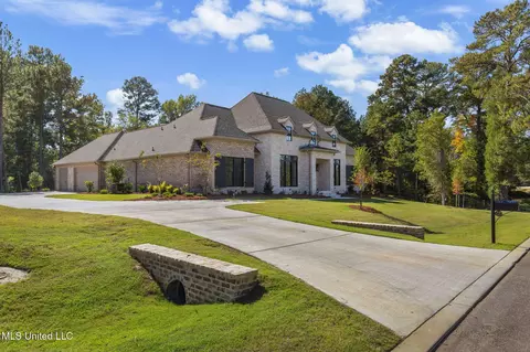 Exterior - 128 Leslie Dr, Flowood, MS 39232 photo 4 of 15