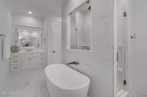 Bath - 128 Leslie Dr, Flowood, MS 39232 photo 5 of 15
