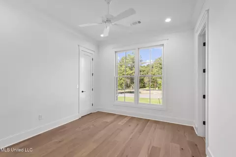 Bedroom - 128 Leslie Dr, Flowood, MS 39232 photo 4 of 6