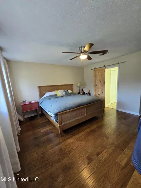 Bedroom - 117 Hickory Ln, Clinton, MS 39056 photo 2 of 5